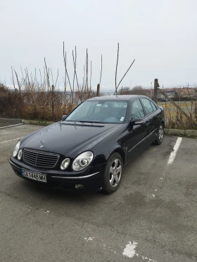 Mercedes-Benz E 200, снимка 1