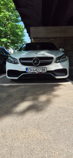 Mercedes-Benz E 220, снимка 3