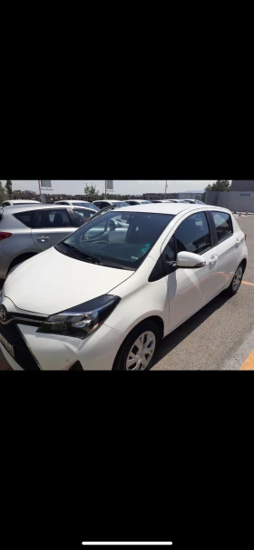 Toyota Yaris Бензин , снимка 1