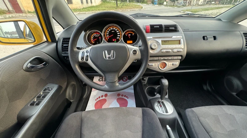 Honda Jazz Автоматик 7 скорости, снимка 14 - Автомобили и джипове - 47289335