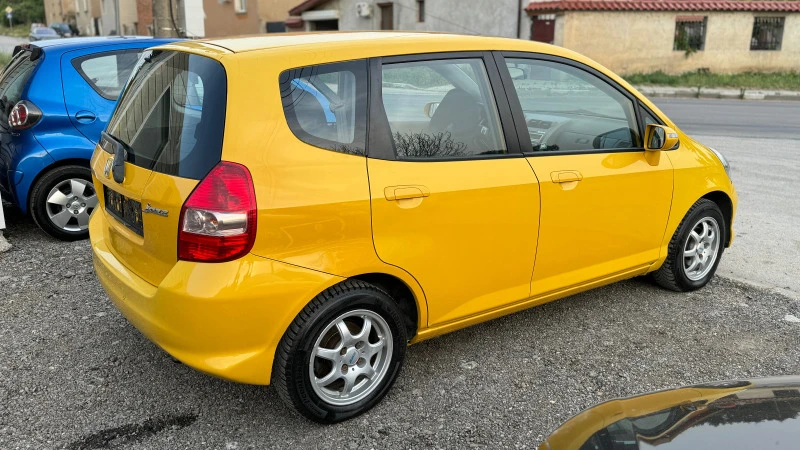 Honda Jazz Автоматик 7 скорости, снимка 4 - Автомобили и джипове - 47289335