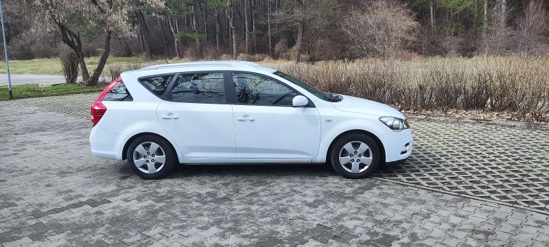 Kia Ceed 1.4i, 90к.с., снимка 3 - Автомобили и джипове - 48135039