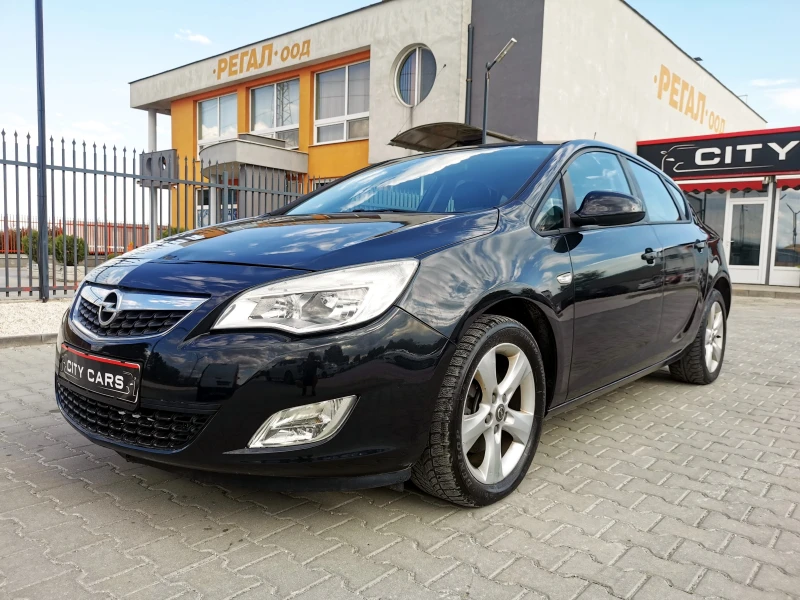 Opel Astra 1.7 CDTI, снимка 4 - Автомобили и джипове - 51051629