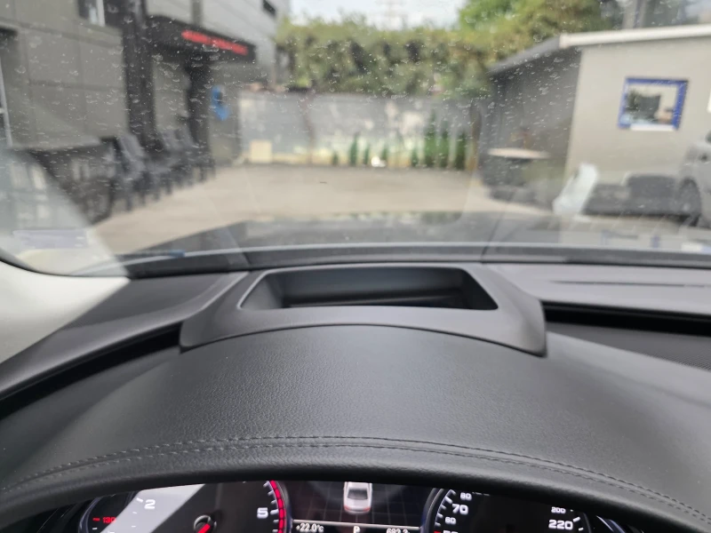 Audi A8, снимка 16 - Автомобили и джипове - 51754335