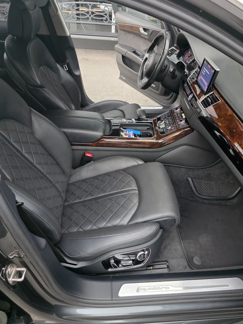 Audi A8, снимка 15 - Автомобили и джипове - 51754335