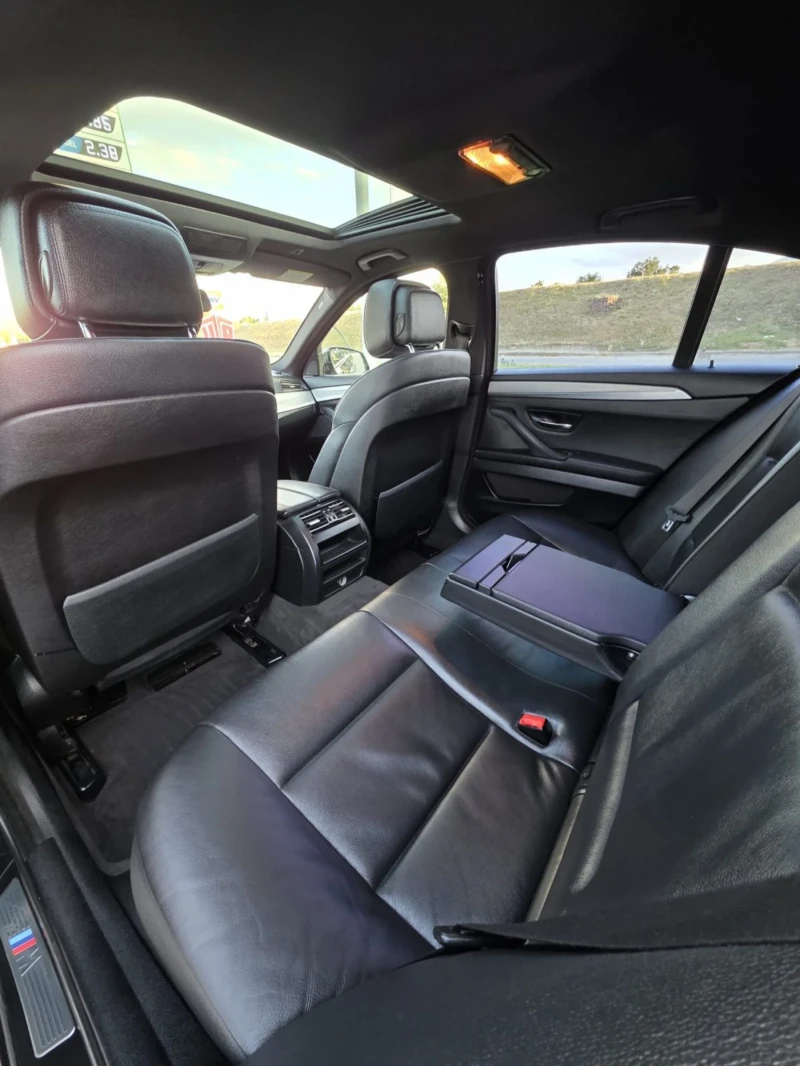 BMW 530 Diesel M пакет, снимка 11 - Автомобили и джипове - 51841081