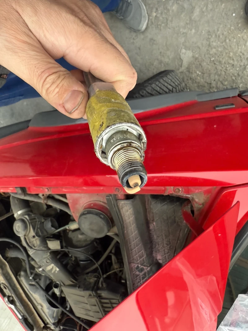 VW Golf, снимка 16 - Автомобили и джипове - 52669991