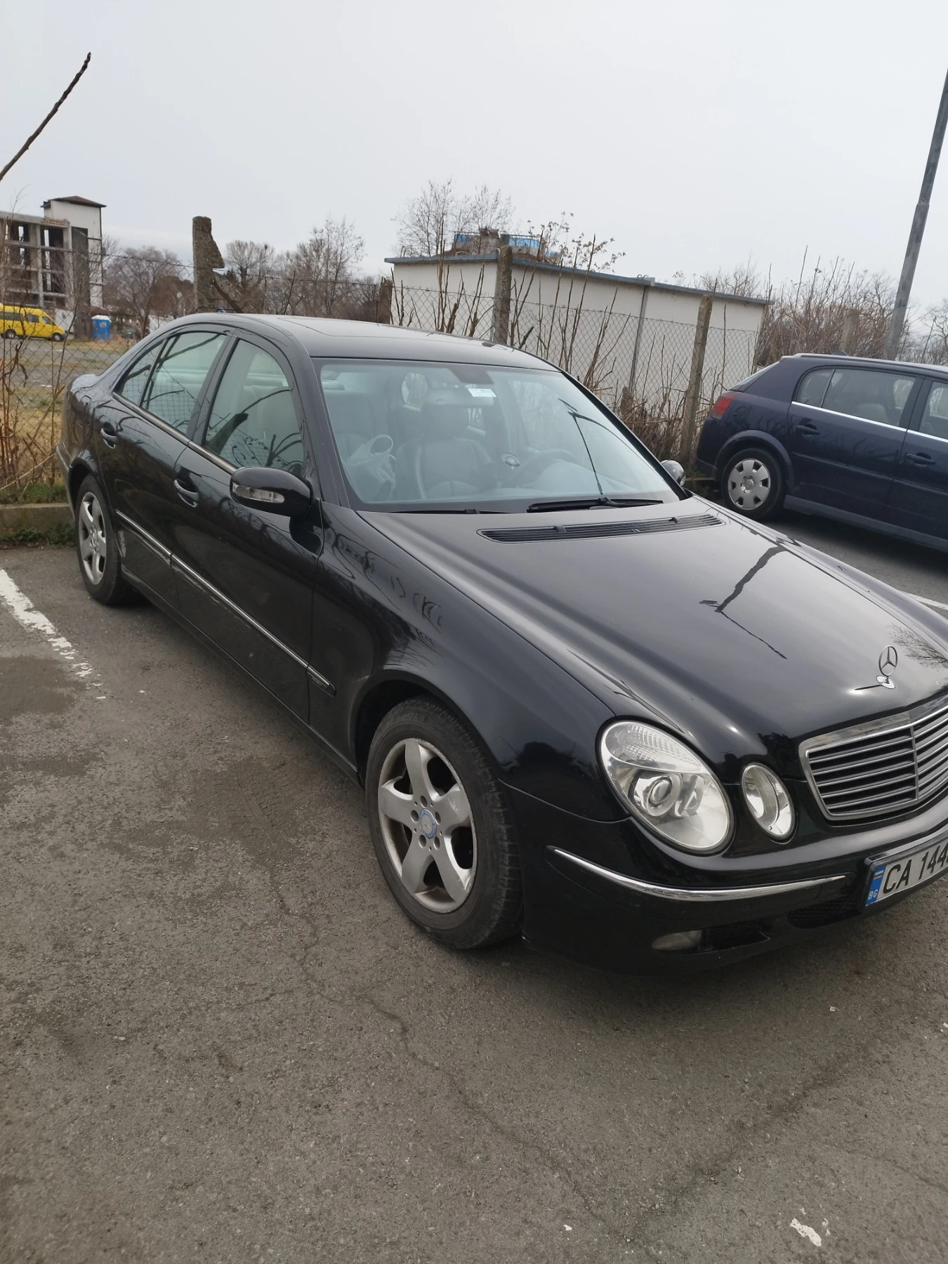 Mercedes-Benz E 200  - изображение 2