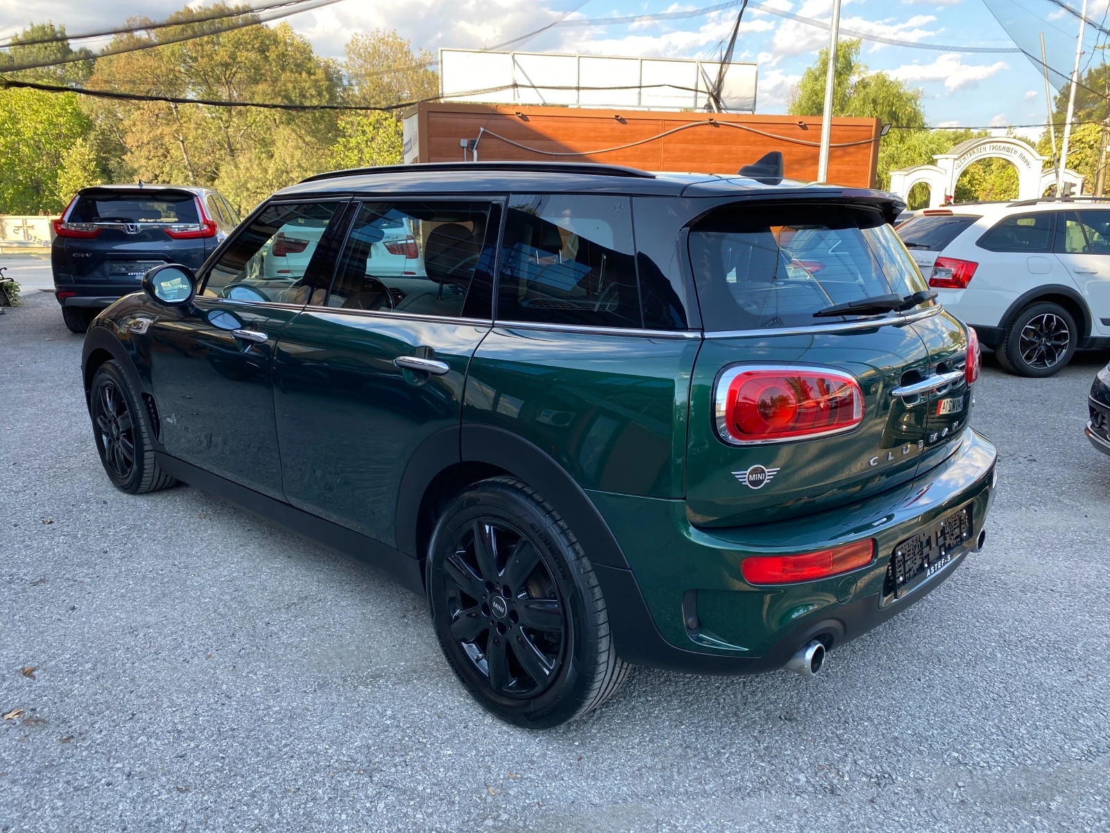 Mini Clubman S 2.0 ALL4 Keyless Head Up Навигация 131717 км !!! - изображение 7