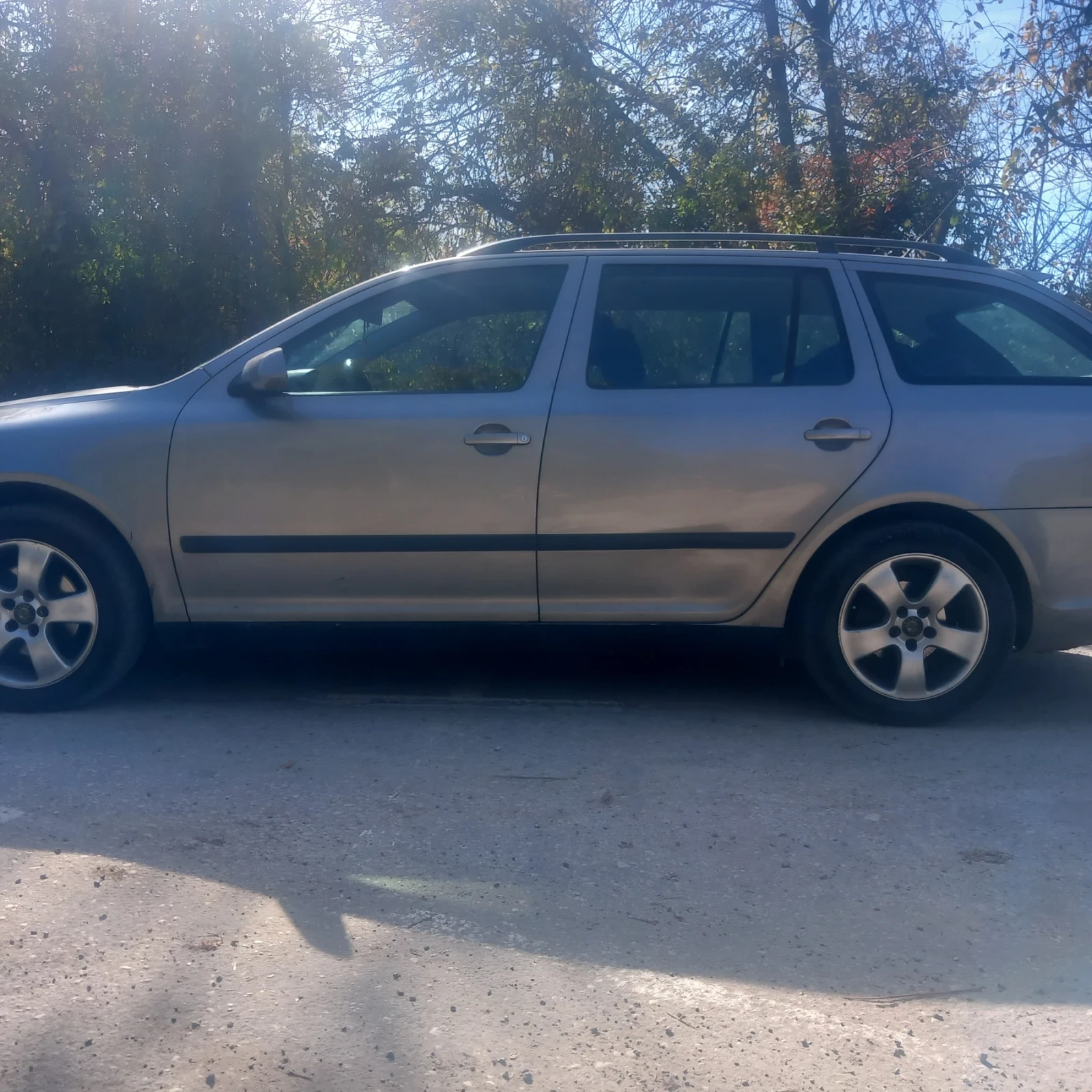 Skoda Octavia 2000 140k  - изображение 7