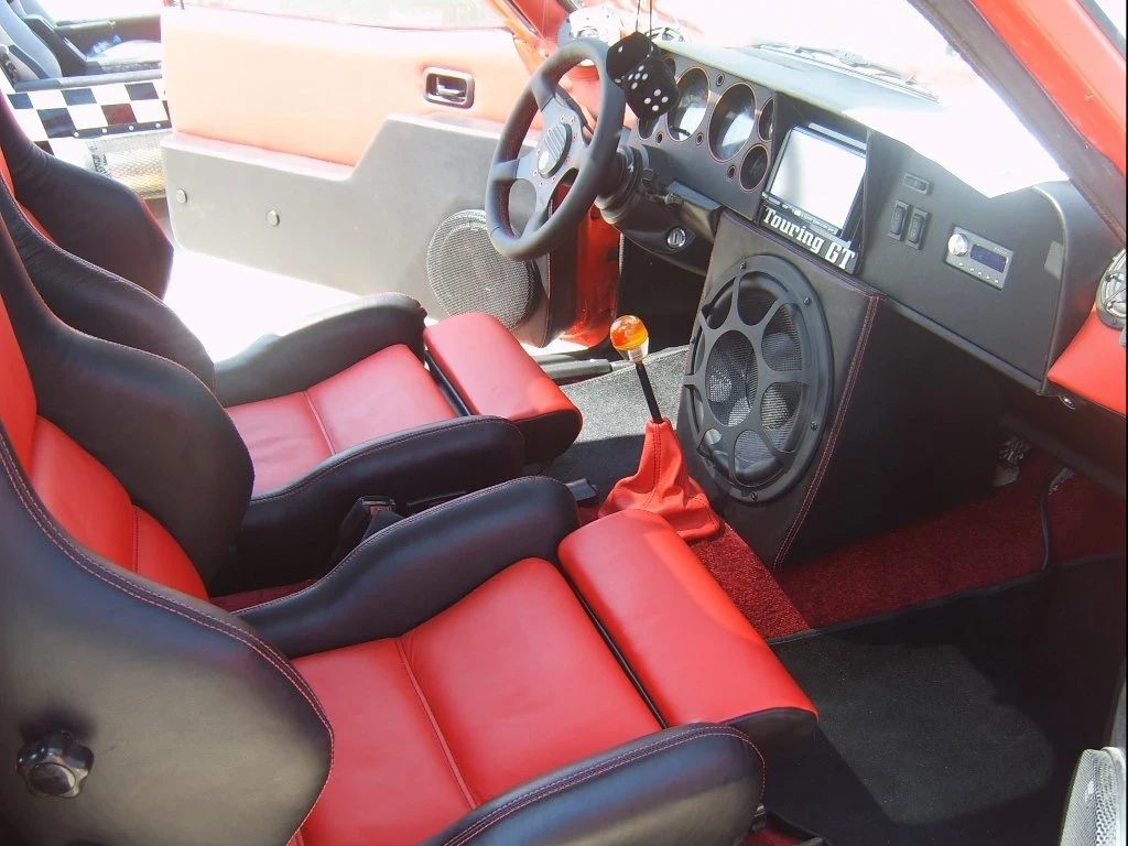 Ford Capri 2, 8 V6 - изображение 4