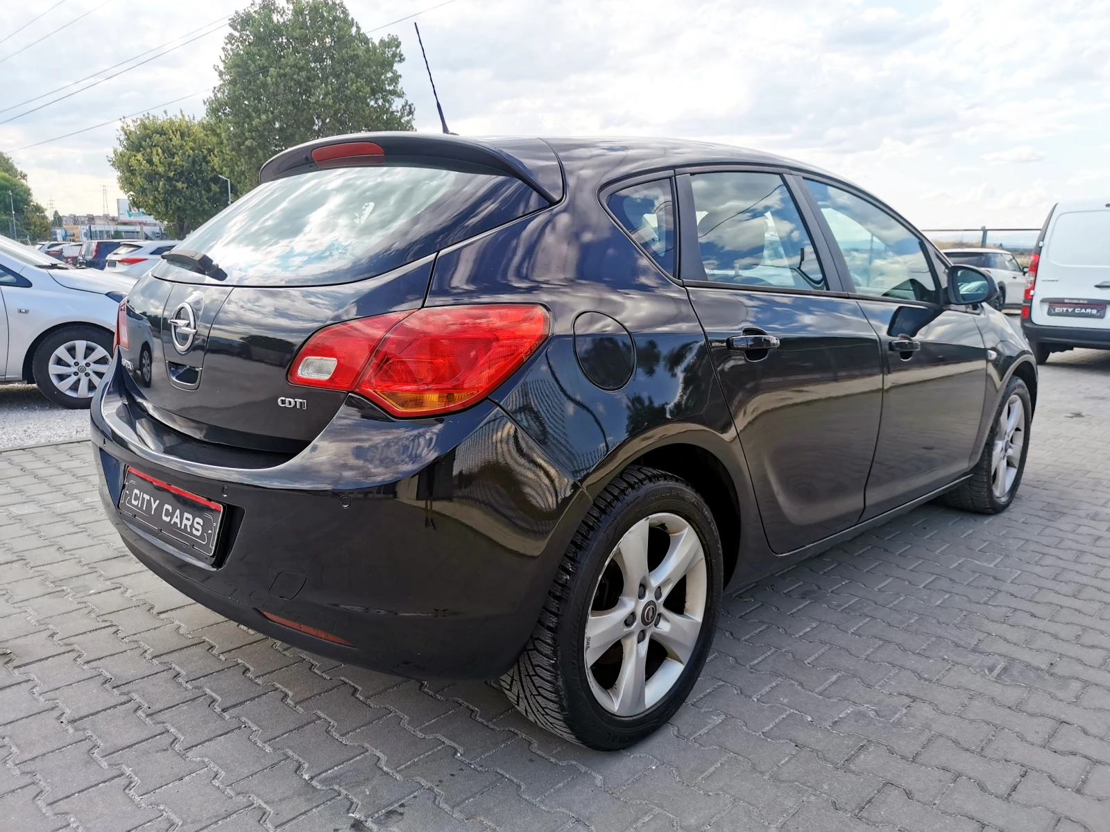 Opel Astra 1.7 CDTI - изображение 9