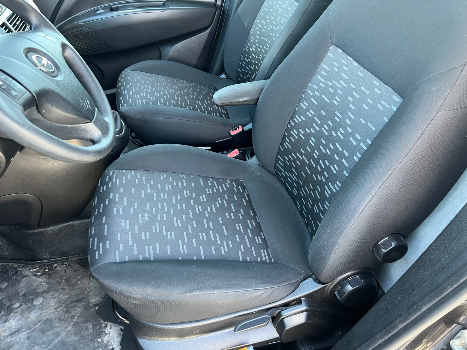 Opel Combo 1.3 D(KATO НОВА) - изображение 9