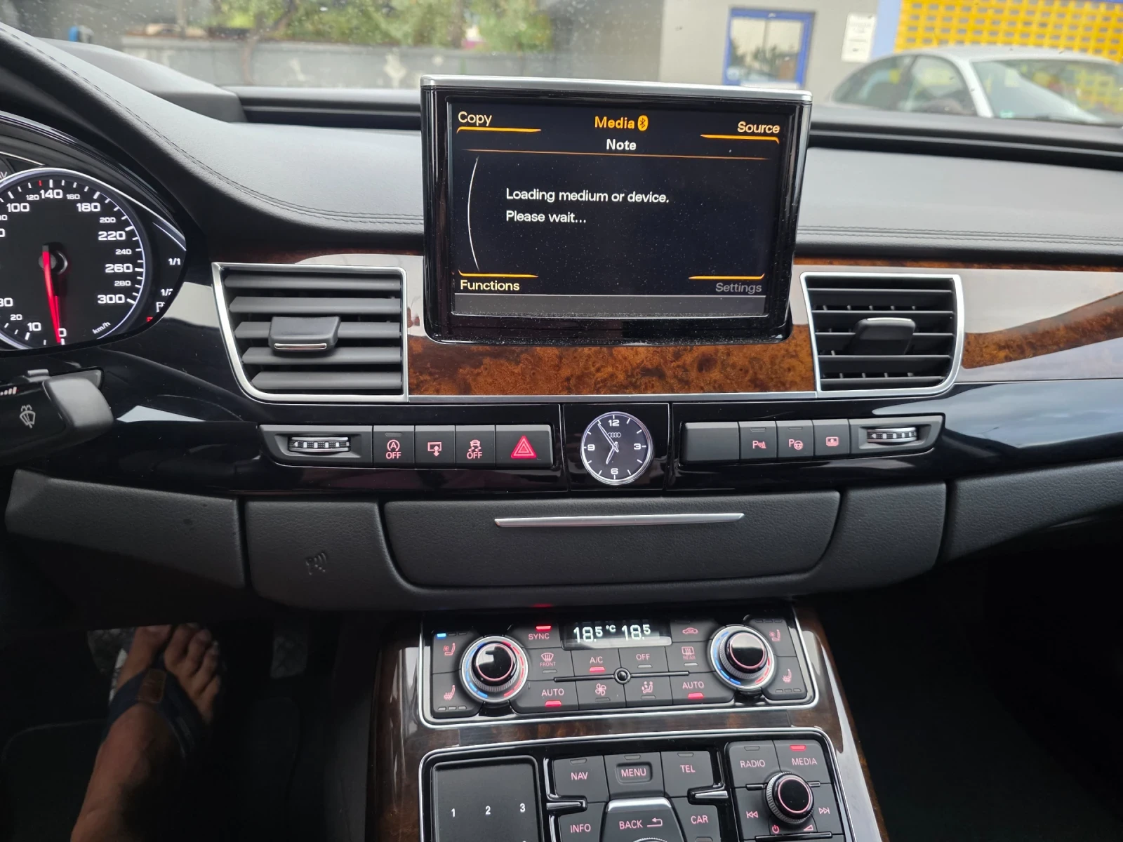 Audi A8  - изображение 8