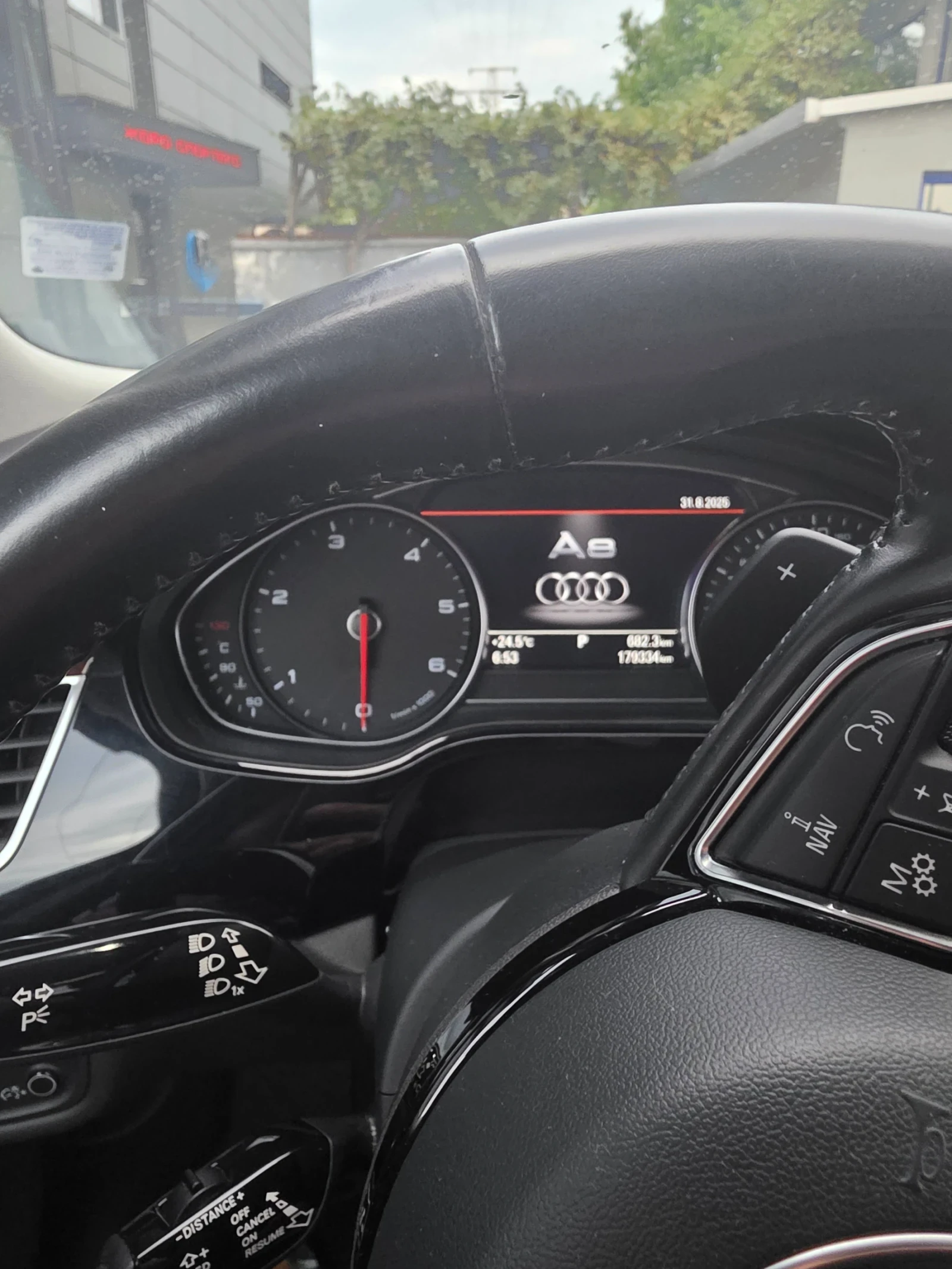 Audi A8  - изображение 7