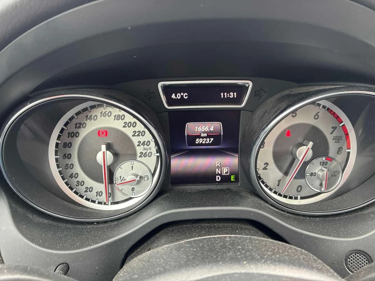 Mercedes-Benz CLA 250 * CARFAX * PANO * KEYLESS, снимка 8 - Автомобили и джипове - 53802130