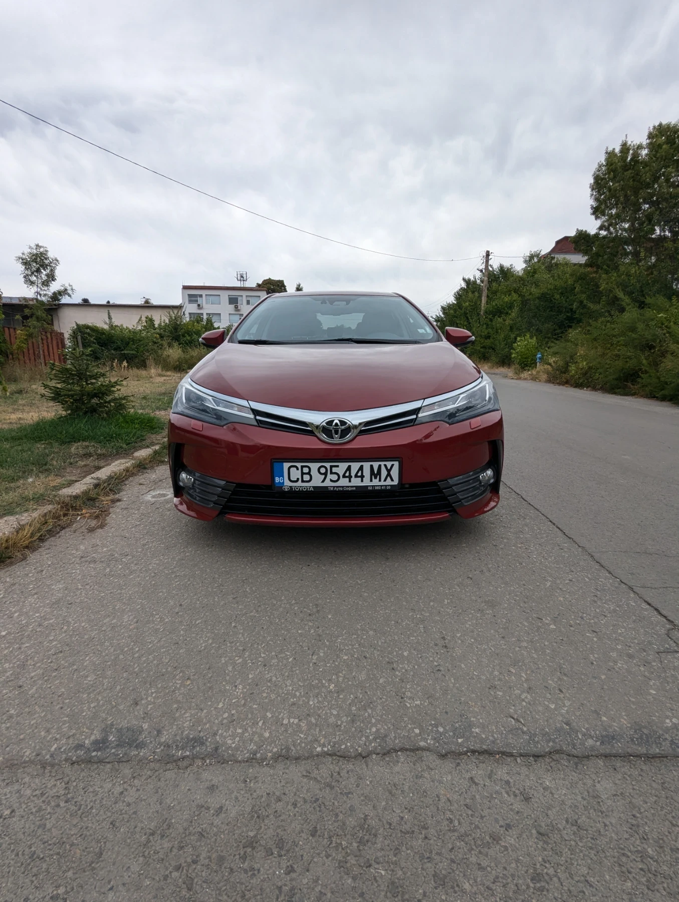 Toyota Corolla Sedan, снимка 2 - Автомобили и джипове - 53923343