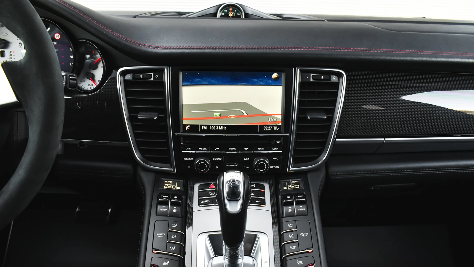 Porsche Panamera GTS 4.8 V8 PDK, снимка 9 - Автомобили и джипове - 54370258