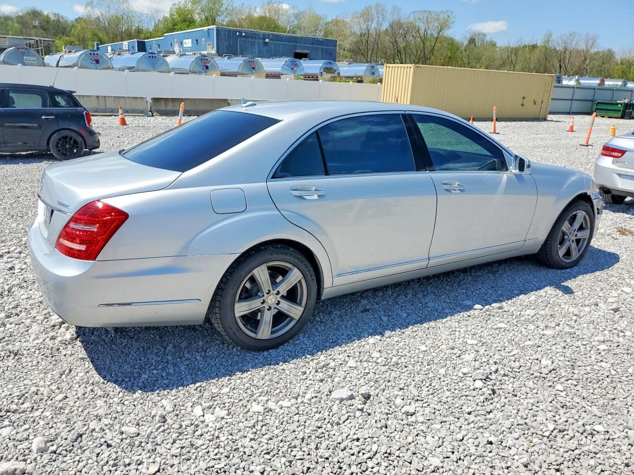 Mercedes-Benz S 500 4Matic* Harman Kardon* Обдухване* Distronic, снимка 4 - Автомобили и джипове - 54448805