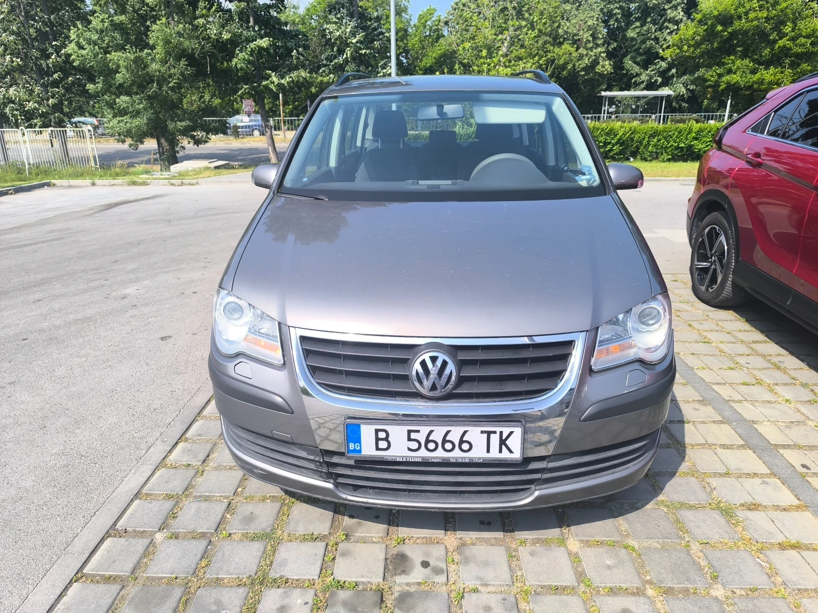VW Touran, снимка 6 - Автомобили и джипове - 54481780