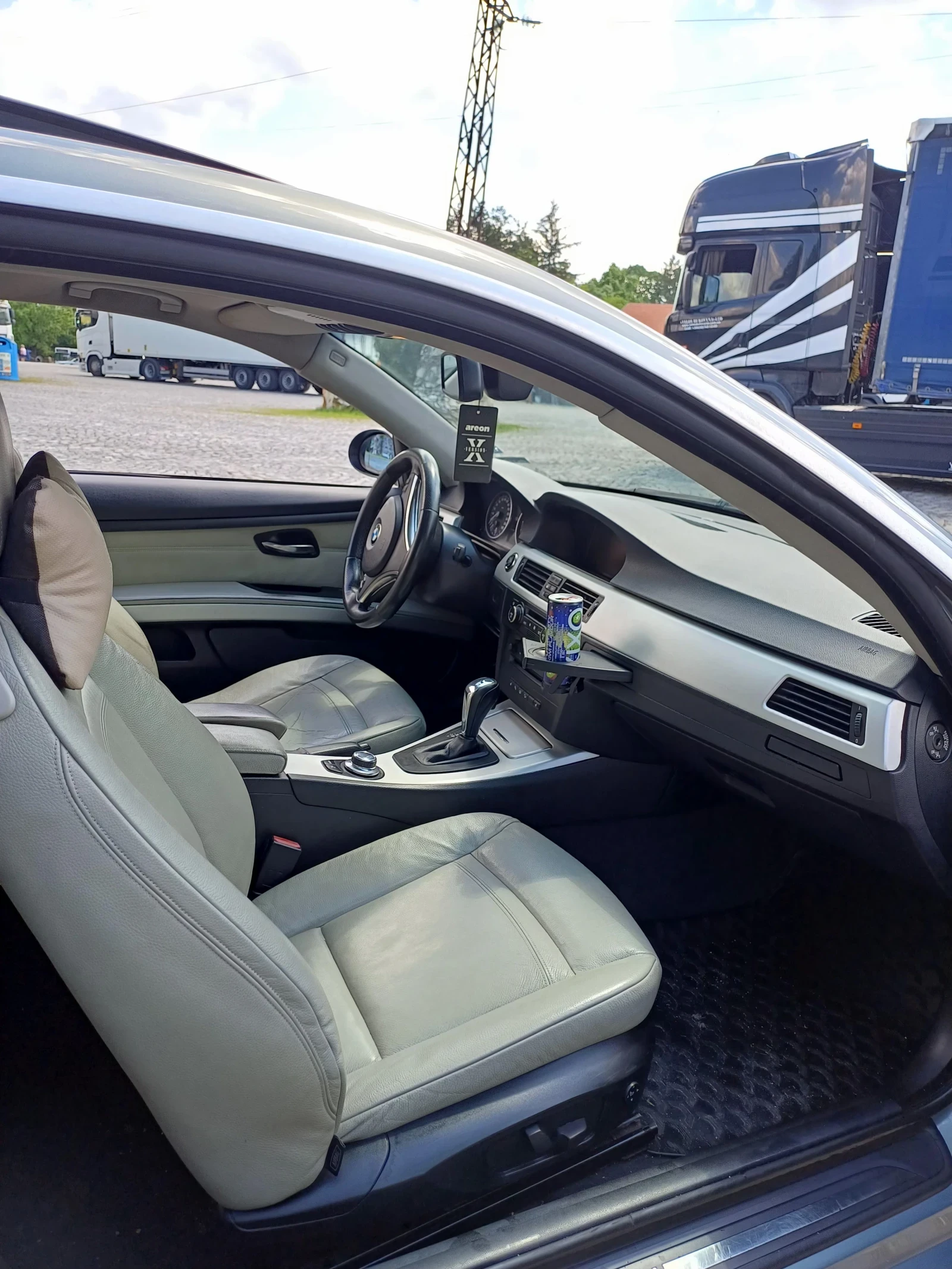BMW 330, снимка 8 - Автомобили и джипове - 54492561