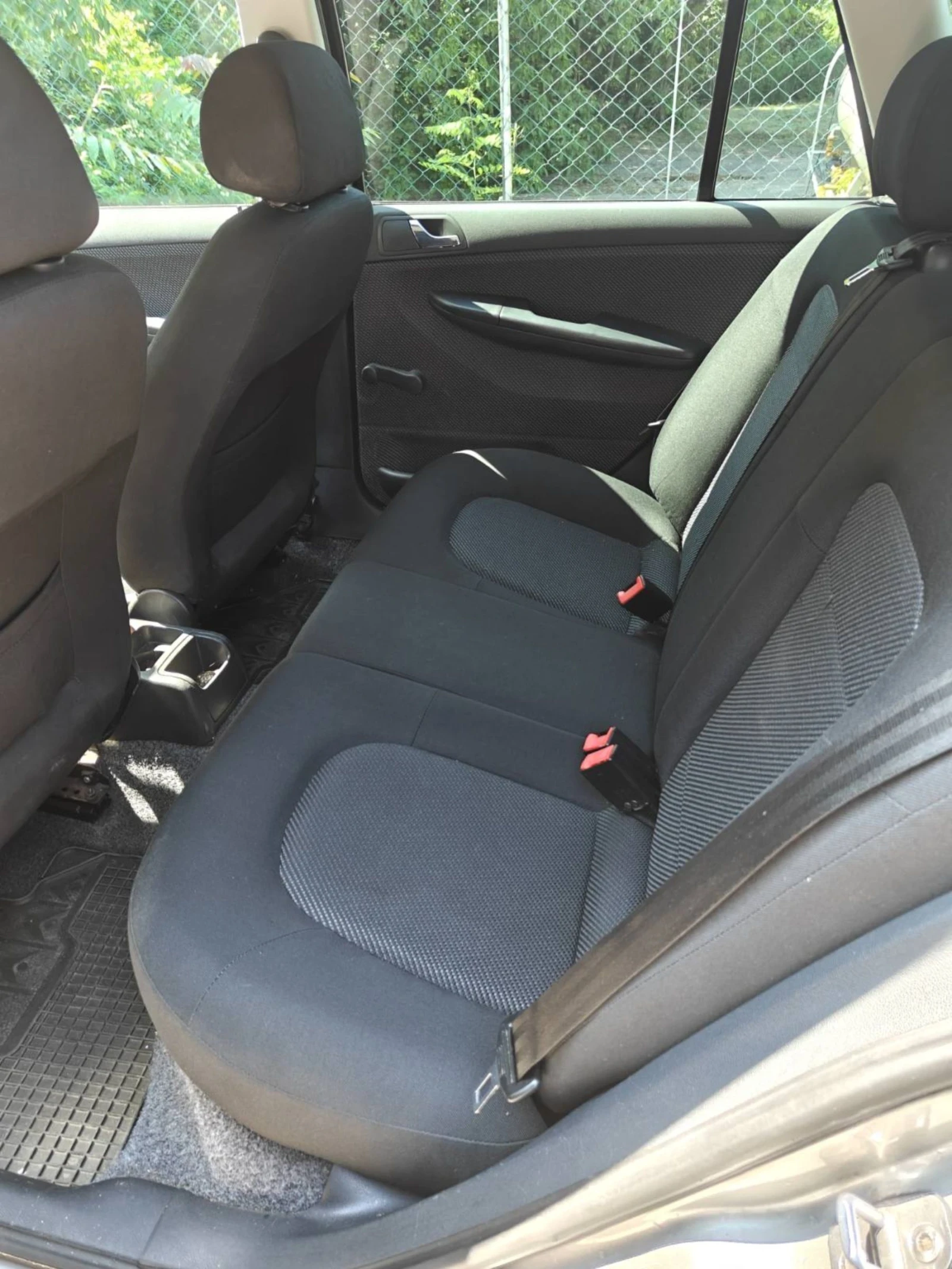 Skoda Fabia, снимка 2 - Автомобили и джипове - 54986125