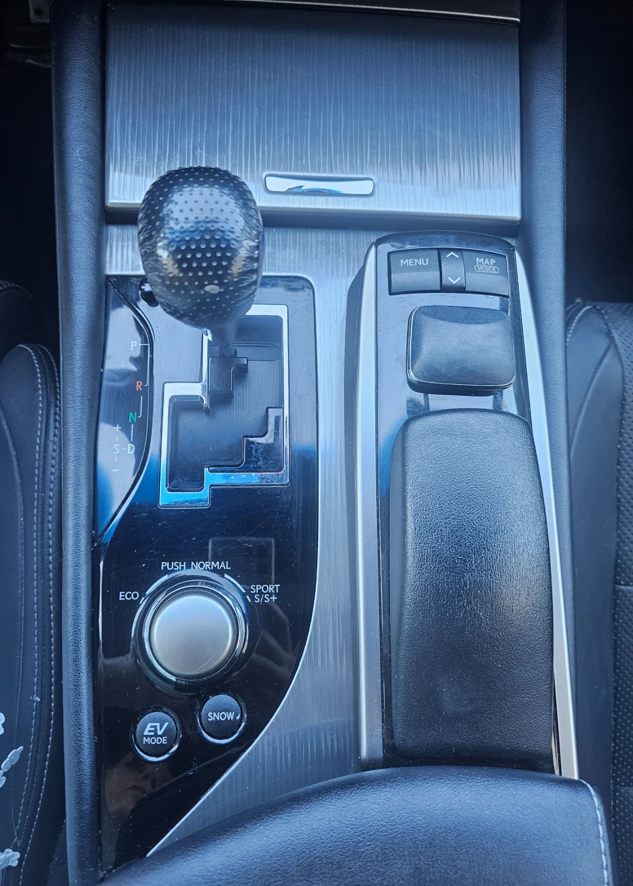 Lexus GS 450h, снимка 10 - Автомобили и джипове - 55886333