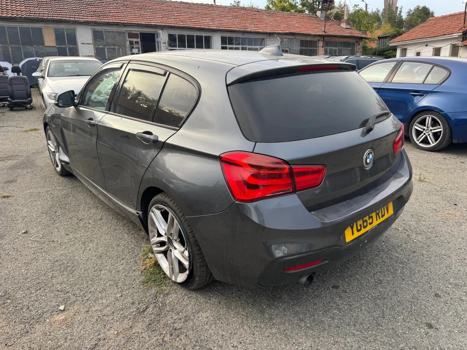 BMW 118 I B38, снимка 3 - Автомобили и джипове - 56602009
