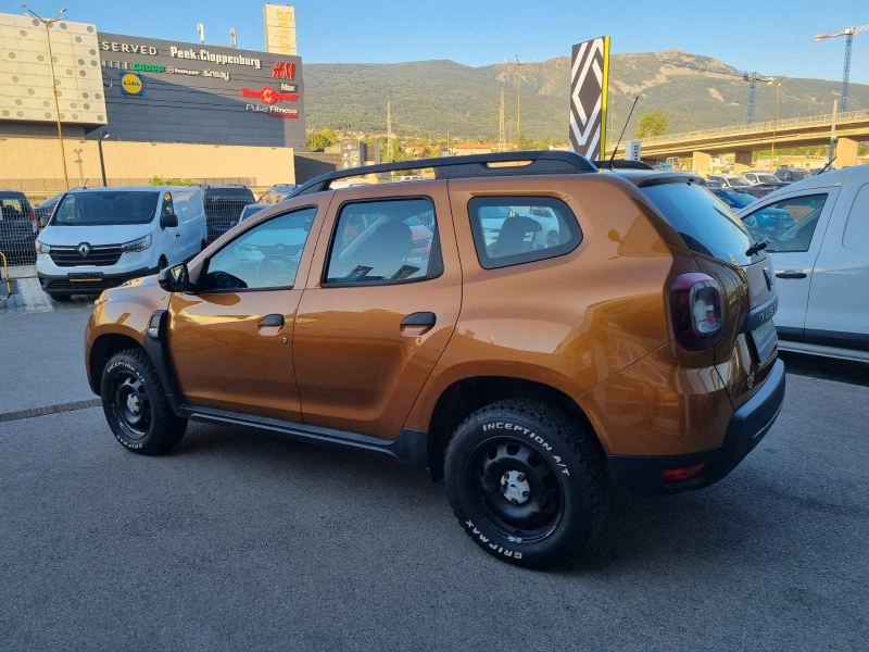 Dacia Duster TCe 115 к.с. Бензин 4x2 Stop & Start, снимка 4 - Автомобили и джипове - 46903538