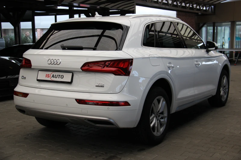 Audi Q5 2.0TDI/SportLine/Matrix/Nappa, снимка 4 - Автомобили и джипове - 47465867