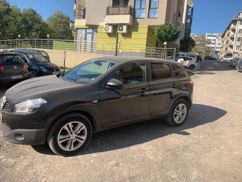 Nissan Qashqai 1.5 DCI, снимка 5 - Автомобили и джипове - 47662325