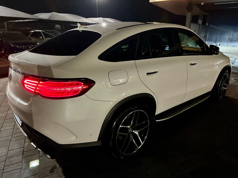 Mercedes-Benz GLE 350 cdiAMG Подг.Обдух.Масаж, Панор.Дистр.Bang & Olufse, снимка 14 - Автомобили и джипове - 47983003