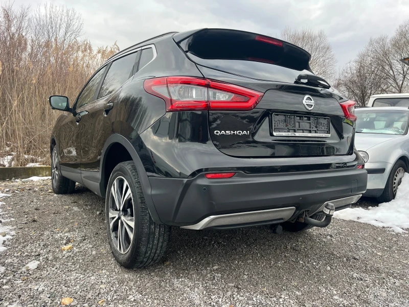 Nissan Qashqai 1.7 Automatic 4x4 360 camera, снимка 4 - Автомобили и джипове - 48786824