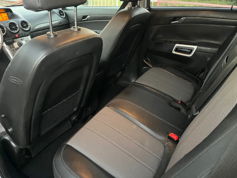 Opel Antara 2.2CDTI 4x4, снимка 11 - Автомобили и джипове - 52370473