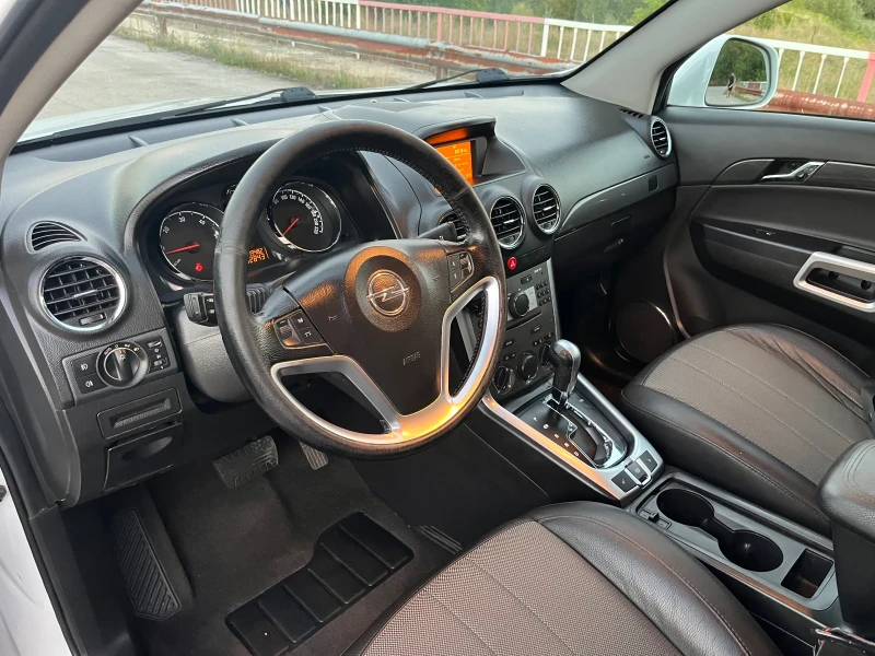 Opel Antara 2.2CDTI 4x4, снимка 9 - Автомобили и джипове - 52370473