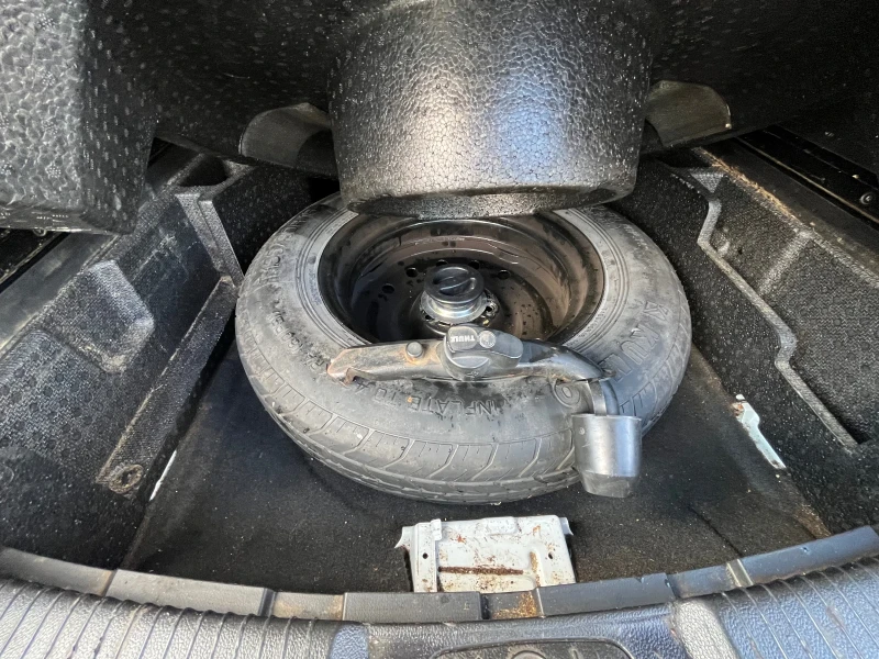 Opel Antara 2.2CDTI 4x4, снимка 16 - Автомобили и джипове - 52370473