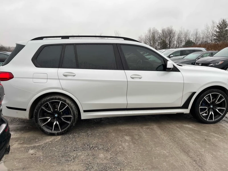 BMW X7 2022 xDrive40i * CARFAX * БЕЗ ПЪРВОНАЧАЛНА ВНОСКА, снимка 4 - Автомобили и джипове - 52940617