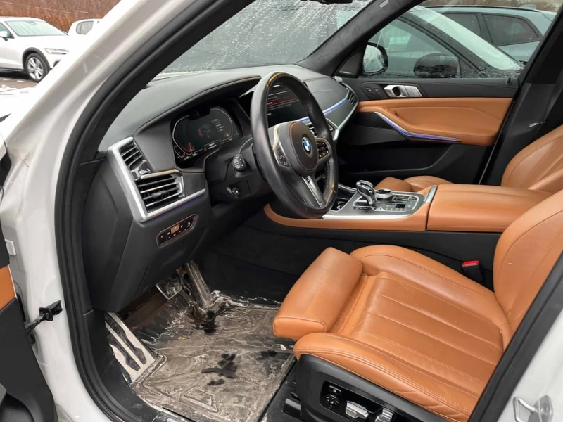 BMW X7 2022 xDrive40i * CARFAX * БЕЗ ПЪРВОНАЧАЛНА ВНОСКА, снимка 7 - Автомобили и джипове - 52940617