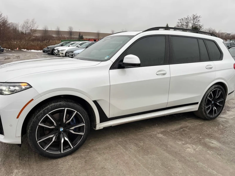 BMW X7 2022 xDrive40i * CARFAX * БЕЗ ПЪРВОНАЧАЛНА ВНОСКА, снимка 3 - Автомобили и джипове - 52940617