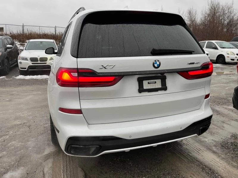 BMW X7 2022 xDrive40i * CARFAX * БЕЗ ПЪРВОНАЧАЛНА ВНОСКА, снимка 5 - Автомобили и джипове - 52940617