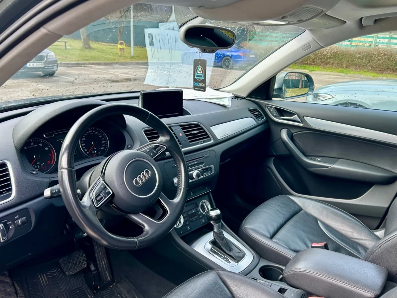 Audi Q3, снимка 7 - Автомобили и джипове - 53130442