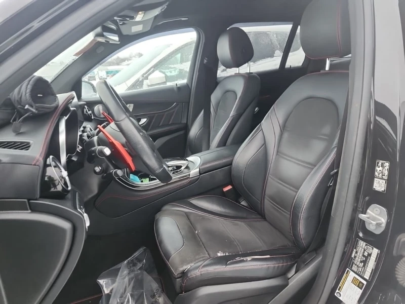 Mercedes-Benz GLC 43 AMG * CARFAX * БЕЗ ПЪРВОНАЧАЛНА ВНОСКА, снимка 7 - Автомобили и джипове - 53248082