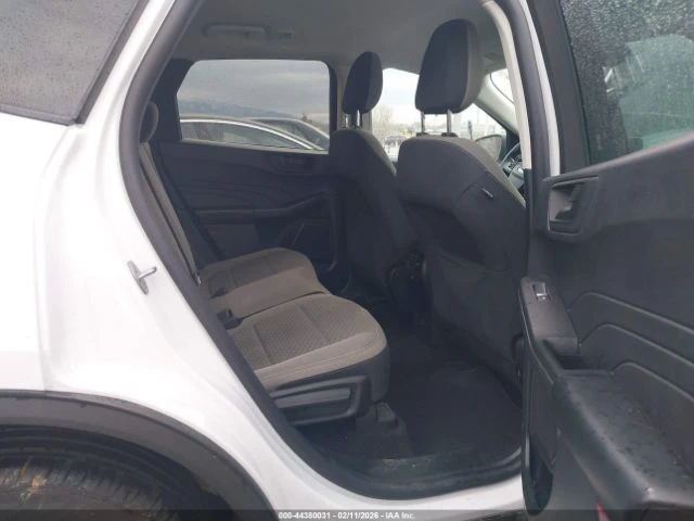 Ford Escape SE HYBRID, снимка 11 - Автомобили и джипове - 53723551