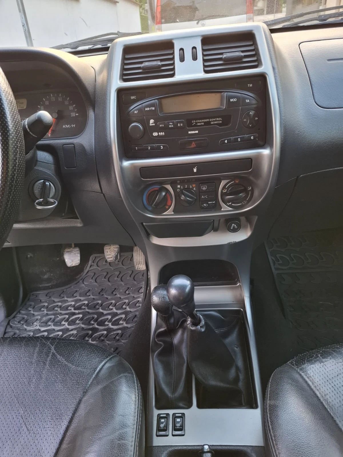 Nissan Terrano 3.0 - изображение 10
