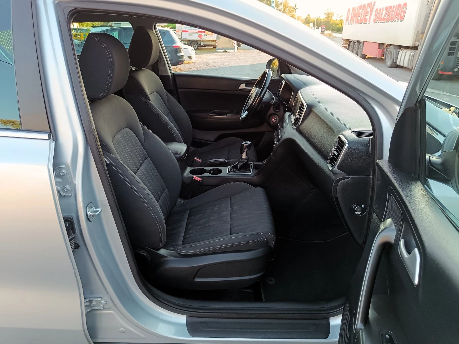 Kia Sportage 1.7 CRDi* NAVI* КАМЕРА* 160 000 км, !!!* EURO 6B*  - изображение 10