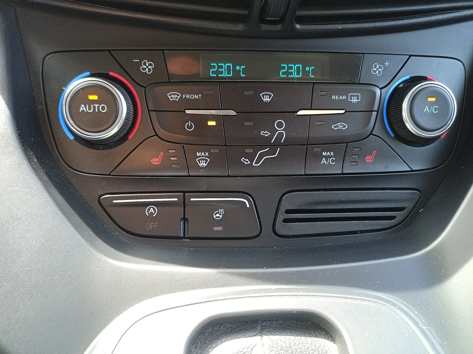 Ford Kuga 2.0 TDCI  - изображение 7