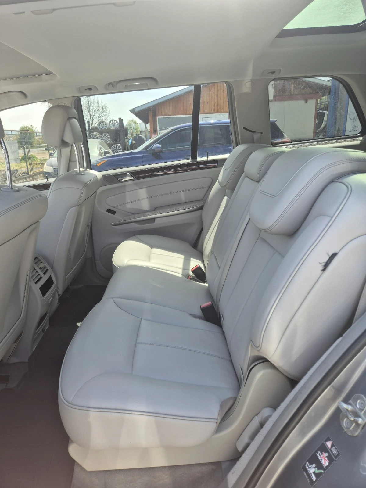 Mercedes-Benz GL 450 4Matic, снимка 11 - Автомобили и джипове - 54228047