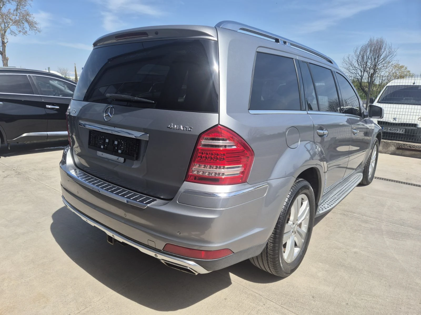 Mercedes-Benz GL 450 4Matic, снимка 5 - Автомобили и джипове - 54228047