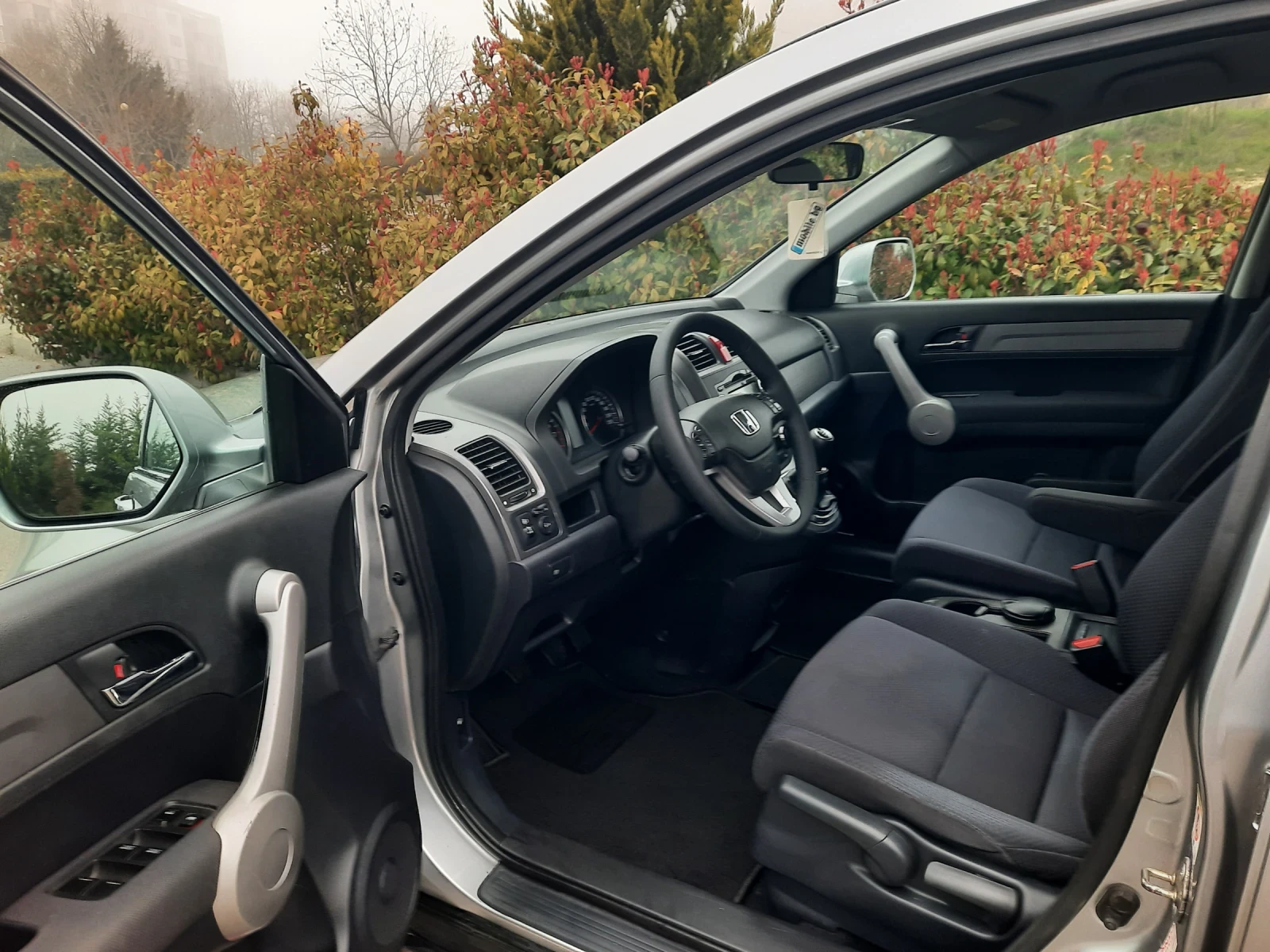 Honda Cr-v 2.0i, снимка 6 - Автомобили и джипове - 54785779
