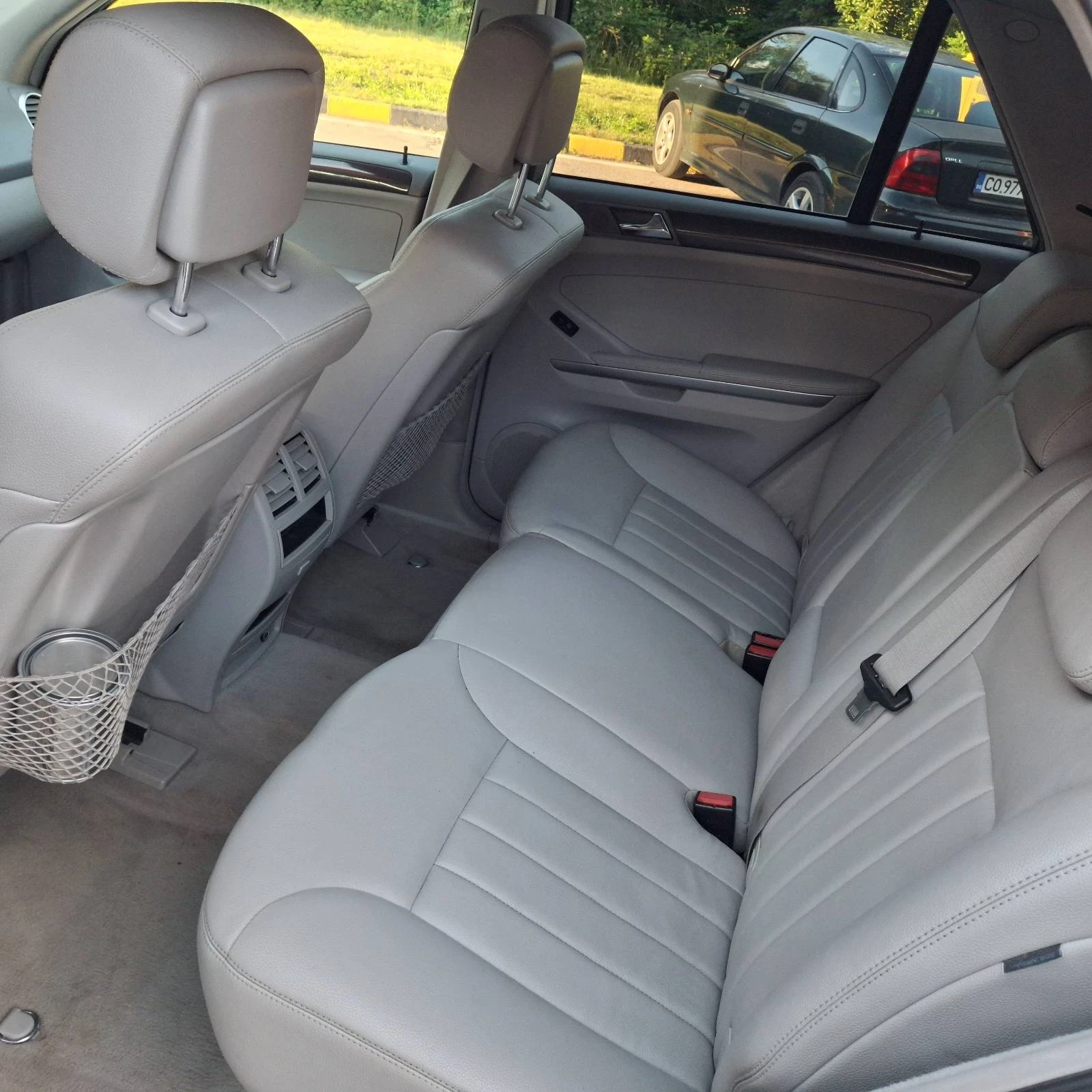 Mercedes-Benz ML 320, снимка 10 - Автомобили и джипове - 54962703